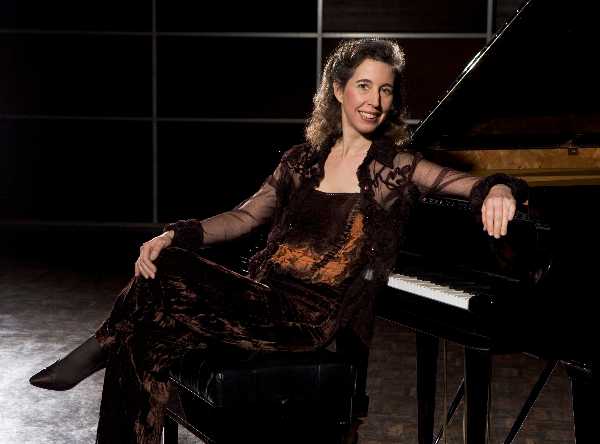 PIANO BAROCCO - ANGELA HEWITT in recital