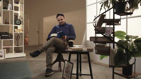 laF (Sky 135): PAOLO DI PAOLO chiude LEZIONI D’AUTORE – TV SESSIONS con la masterclass 'Il grande romanzo del ‘900: Proust, Woolf, Joyce'
