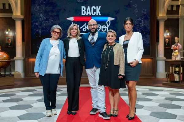 A "BACK TO SCHOOL" A "Back To School" Antonella Elia, Enzo Miccio, Eleonora Pedron, Totò Schillaci, Gianluca Zambrotta e Andrea Zelletta