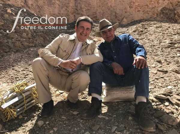 Italia 1 - Roberto GIACOBBO torna in EGITTO con Zahi HAWASS