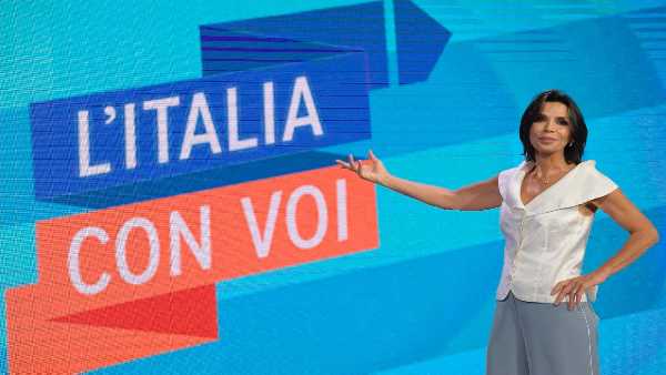 Oggi in TV: 'L'Italia con voi' , da Roma a Città del Capo. Con Maria Cuffaro 
