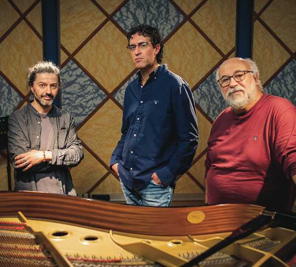 "Napoli Jazzology" - nuovo disco per Lello Petrarca Trio