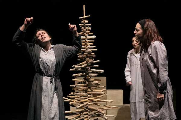 FERTILI TERRENI TEATRO: a Bellarte nel fine settimana doppio appuntamento dedicato al tema famiglia