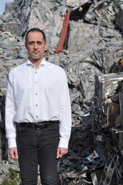 TeatroBasilica: in prima assoluta il nuovo lavoro di Daniele Parisi, IO PER TE COME UN PARACARRO