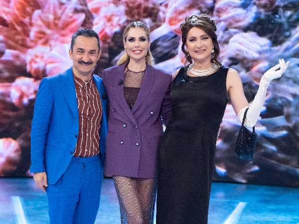 Canale 5 - Nuovo appuntamento con L'ISOLA DEI FAMOSI
