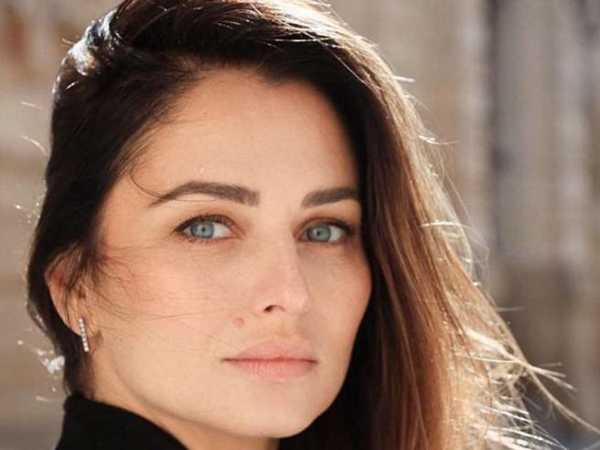 Canale 5 - A "VERISSIMO" ANNA SAFRONCIK: "L'abbraccio con mio padre è stato uno dei più belli della mia vita" "Ucraini e russi sono fratelli, non si vogliono combattere"