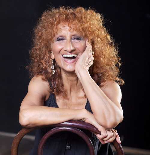 Anna Mazzamauro riporta in scena la signorina Silvani in un omaggio a Paolo Villaggio