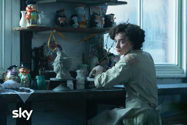 "The Colour Room", la straordinaria vita dell'artista Clarice Cliff, in prima tv assoluta stasera su Sky Cinema Uno