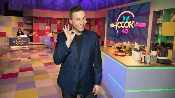 Oggi in TV: Cook40', rapidità e qualità ai fornelli. Il cuoco medaglia d'oro e la tangochef 