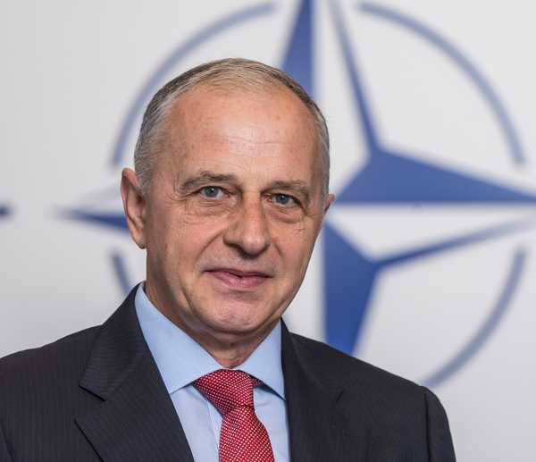 La7, a Piazzapulita il vice-segretario della NATO Mircea Geoana