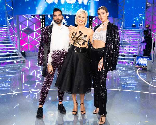 Italia 1: Nuovo appuntamento con “LA PUPA E IL SECCHIONE SHOW” condotto da Barbara D’Urso