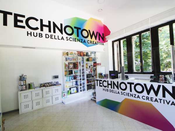 TECHNOTOWN, da oggi riapre al pubblico l’hub della scienza creativa di Roma Capitale all’interno di Villa Torlonia