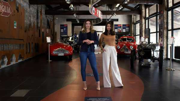 Oggi in TV: Al via "Autocollection", protagoniste le auto d'epoca. Condotto da Veronica Dal Bosco e Maria Dal Monte 