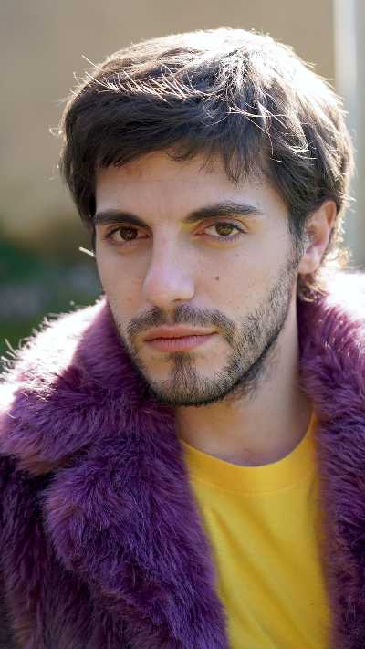 "SCOMODI E SCONVENIENTI ossia Fine inopportuna di una relazione sconveniente" di Emiliano Metalli con la regia di Orazio Rotolo Schifone in scena in prima assoluta al Teatro Spazio 18B