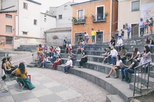 RE.sidenza TE.atrale OSPITALE, bando di residenza per due compagnie teatrali