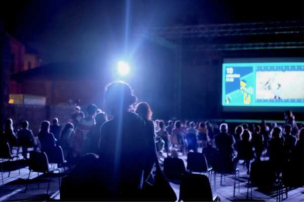 Al via FILM SOCIETY 2022 rassegna cinematografica che trasformerà gli spazi all’aperto del Teatro India, dello Sky Park Casilino e della Casetta Rossa a Garbatella in tre arene cinematografiche tematiche