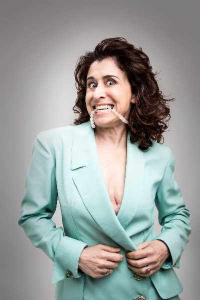 Nona giornata Campania Teatro Festival: Rubedo, Stupida Show!, Gloria, Antenate