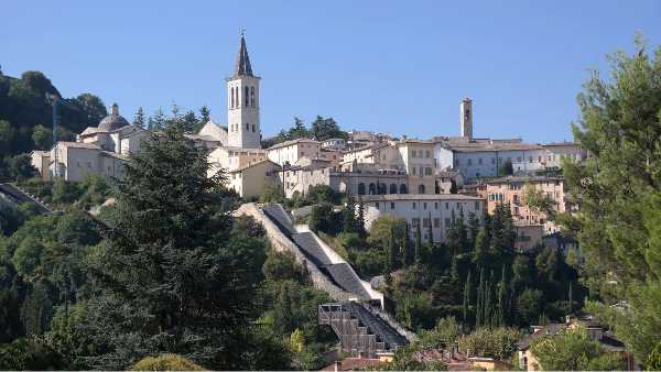 Oggi in TV: I Festival estivi - Le opere di Spoleto