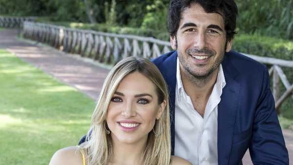 Oggi in TV: Napoli protagonista a "Weekly" - Con Carolina Rey e Fabio Gallo anche il Castello di Santa Severa Napoli protagonista a "Weekly" - Con Carolina Rey e Fabio Gallo anche il Castello di Santa Severa