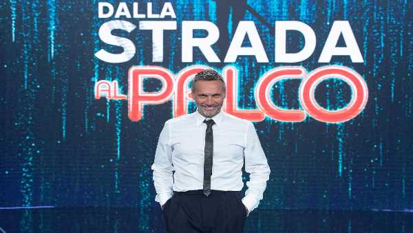 Stasera in TV: "Dalla strada al palco". "Passanti importanti" della seconda puntata: Tosca D'Aquino e Paolo Conticini 
