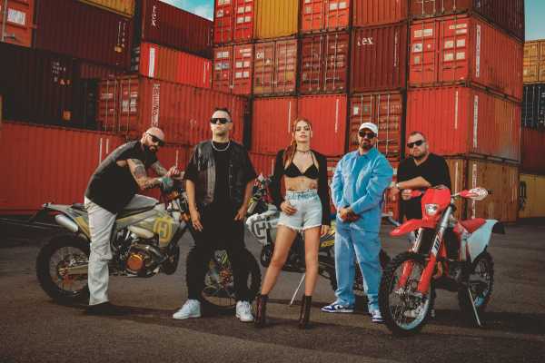 BOOMDABASH feat ANNALISA - "TROPICANA" - esce finalmente il video del nuovo singolo della band campione d'ascolti delle estati italiane BOOMDABASH feat ANNALISA - "TROPICANA" - esce finalmente il video del nuovo singolo della band campione d'ascolti delle estati italiane