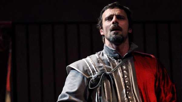Stasera in TV: Cyrano De Bergerac. A teatro con Alessandro Preziosi 