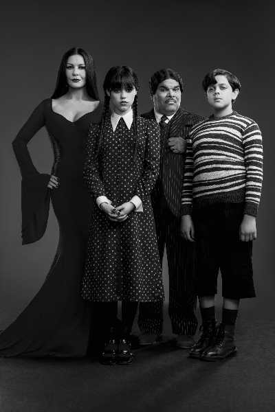 MERCOLEDÌ - Il trailer della nuova serie di Tim Burton in uscita questo autunno MERCOLEDÌ - Il teaser trailer della nuova serie di Tim Burton in uscita questo autunno
