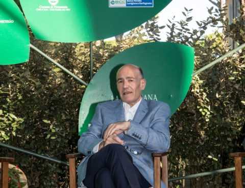 Nuove scoperte nella terapia staminale rigenerativa in ortopedia. Se ne parla al Caffè de La Versiliana con il Prof. Fernando Colao