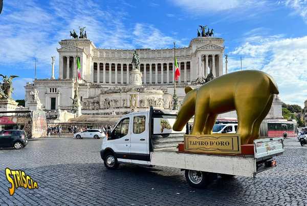 STRISCIA LA NOTIZIA - Sconfitta gigante, tapiro d’oro gigante. Al PD il primo premio della stagione