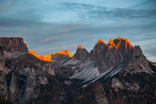Burning Dolomites: Uno spettacolo naturale unico nel suo genere in Val Gardena Burning Dolomites: Uno spettacolo naturale unico nel suo genere in Val Gardena