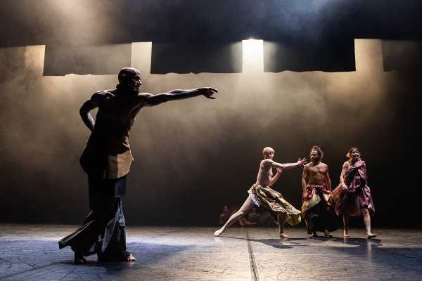 Musikè porta al Teatro Verdi di Padova LOVETRAIN2020, il musical contemporaneo del coreografo Emanuel Gat