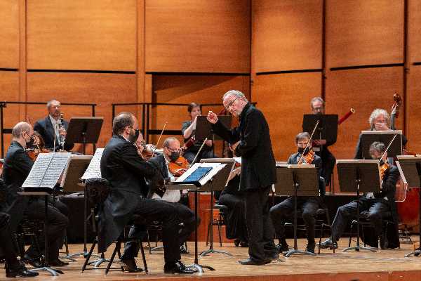 Metamorfosi - Un’ora di musica insieme all’Orchestra da Camera diretta da Kolja Blacher: prendono il via i Concerti Ristretti