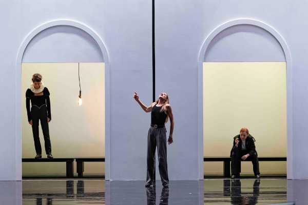 Narni - L'"OTELLO" tutto al femminile diretto da Andrea Baracco va in scena al Teatro Manini