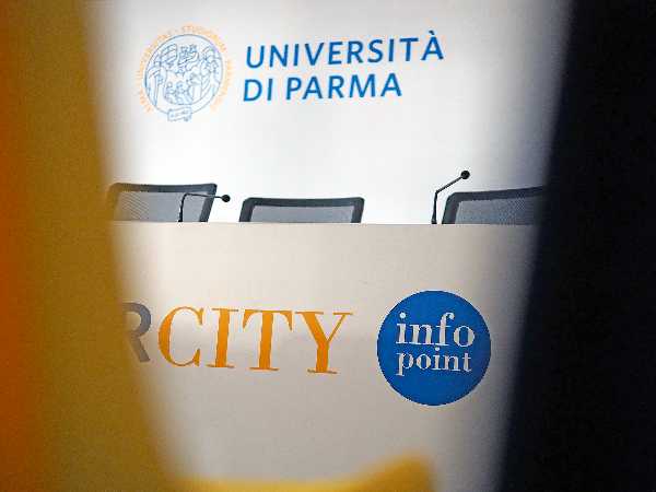 12 ottobre: agli “Aperitivi della conoscenza” dell'Università di Parma si parla di “Guerra e Costituzione” 12 ottobre: agli “Aperitivi della conoscenza” dell'Università di Parma si parla di “Guerra e Costituzione”