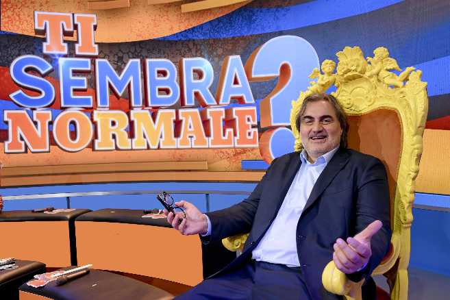 Rai2 - Pierluigi Pardo conduce TI SEMBRA MONDIALE? In gara Luigi Di Biagio e Margherita Granbassi