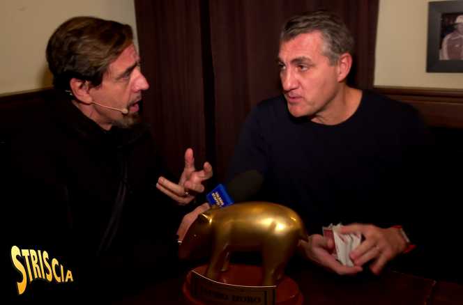 Tapiro d’Oro a Christian Vieri dopo il flop della Bobo TV su Raiuno per i Mondiali: «Parlano invidiosi e rosiconi: stiamo andando alla grandissima» PuntoZip PuntoZip/TV