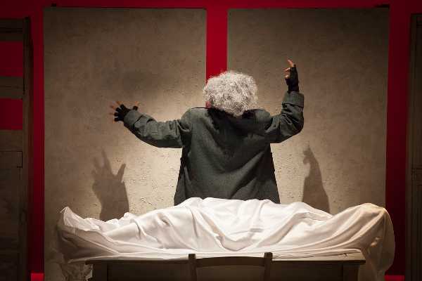 Fertili Terreni Teatro: l'11 e 12 novembre c'è La Mite di Dostoevskij