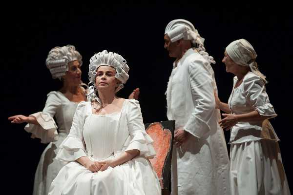 TEATRO ROI - Sabato 5 novembre Teatro Insieme ne "Le done de casa soa"