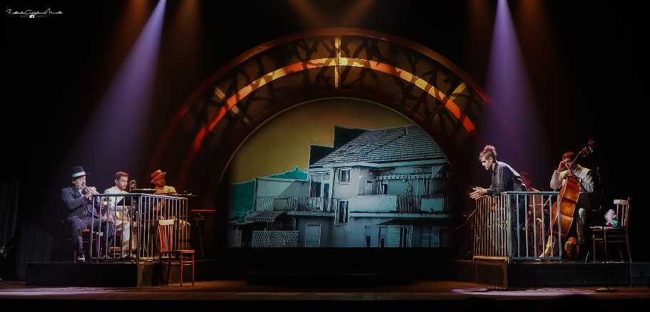Teatro Parioli - Matthias Martelli e Roy Paci portano in scena Buscaglione con lo spettacolo FRED!, regia di Arturo Brachetti
