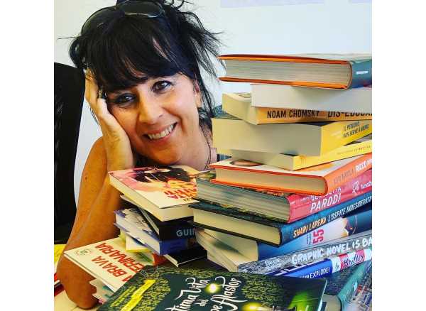 Nessun luogo è lontano è il tema di Book Pride 2023. Entrano nel team Valentina De Poli, Martoz e Nadeesha Uyangoda