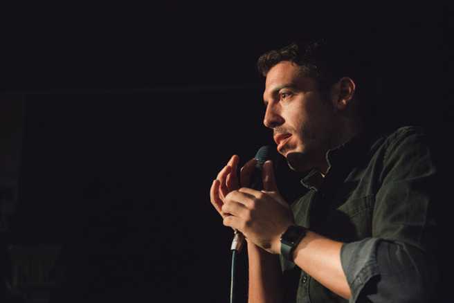 Giovedì è stand up comedy con Carmine Del Grosso di scena al Teatro Sancarluccio di Napoli