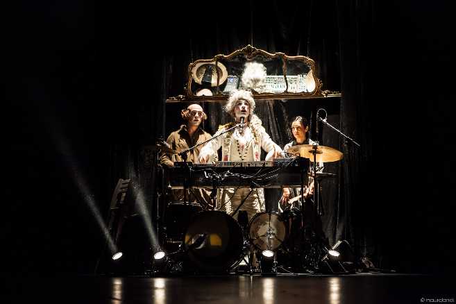 SIC - STABILE DI INNOVAZIONE CIRCENSE per la prima volta a Roma al Vascello con "Johann Sebastian Circus"