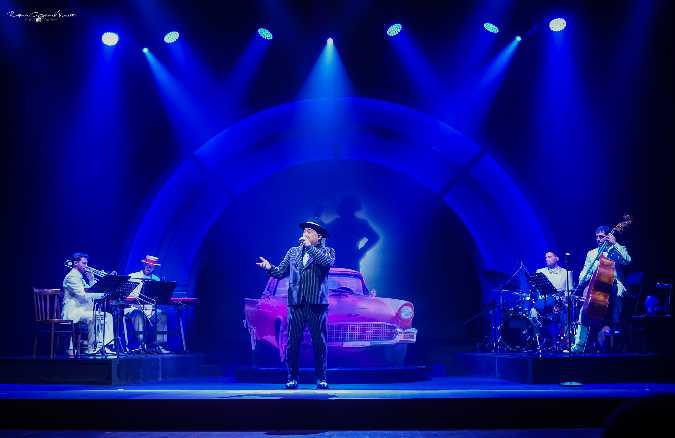 Roy Paci e Matthias Martelli in "Fred!" domani al Teatro Puccini