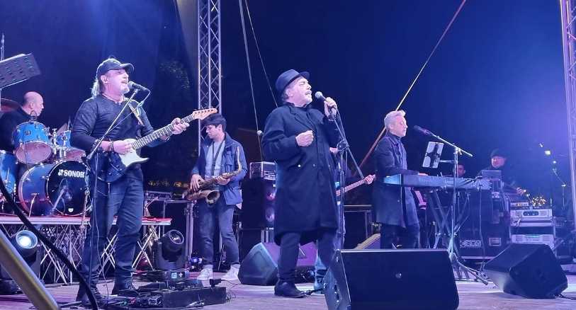 Con Nino Frassica e Los Plaggers Band si chiude domani sera il "REGGIO LIVE XMAS"