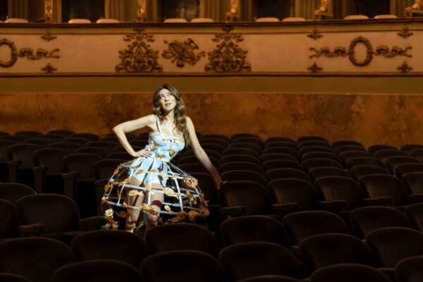 Virginia Raffaele in scena al Teatro Morlacchi di Perugia con "Samusà"