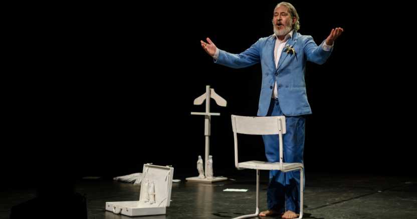 UN UOMO A META' di Giampaolo G. Rugo in scena all'Altrove Teatro Studio-Roma