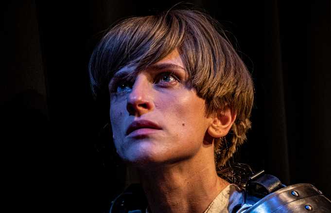 GIOVANNA DARK al teatro Cometa Off 