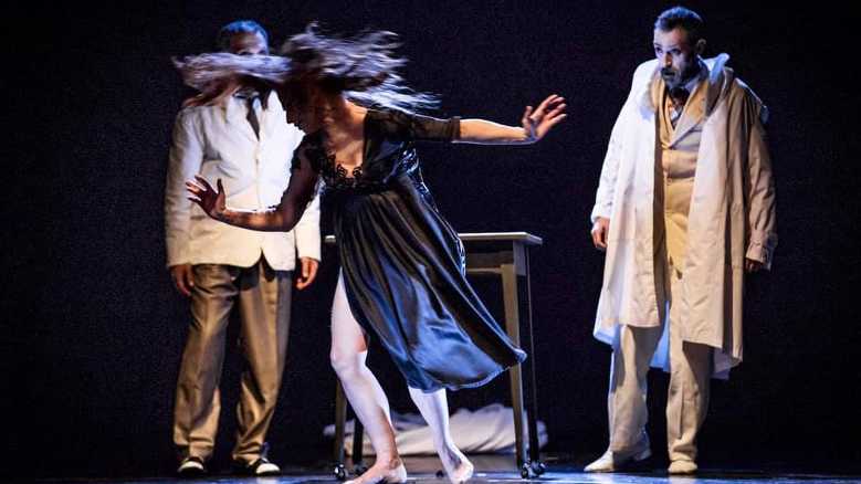 "MISTERO PROFANO-all’uscita" di Luigi Pirandello con la regia di Cinzia Maccagnano in scena al Teatro Lo Spazio-Roma