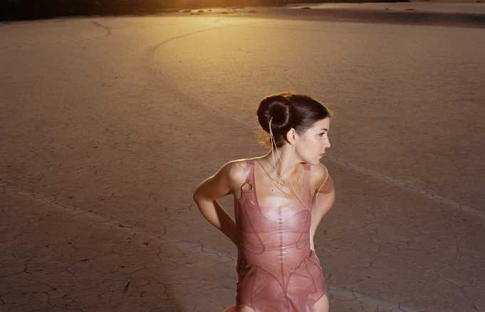 Marina Herlop, musica dal futuro