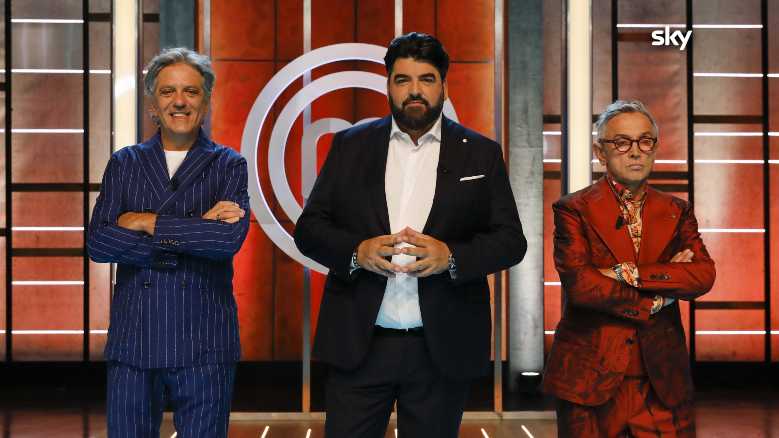 Domani MASTERCHEF ITALIA: prova in esterna in Valle D’Aosta, prova di pasticceria con lo Chef Maître Pâtissier Gianluca Fusto - Su Sky e in streaming su NOW 